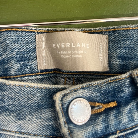 Everlane The Relaxed Straight Fit Jean - Picture 3 of 3